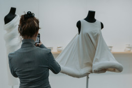 FASHION POSITIONS